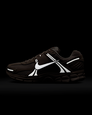 NIKE公式】ナイキ ズーム ボメロ 5 ウィメンズシューズ